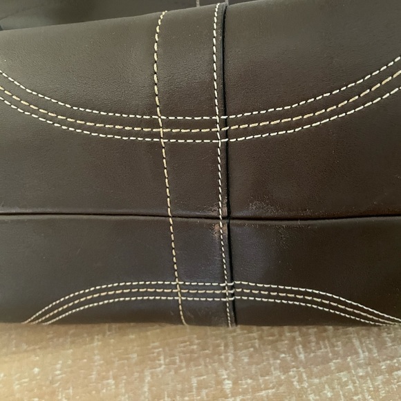 Brown leather large shoulder bag - Picture 8 of 13